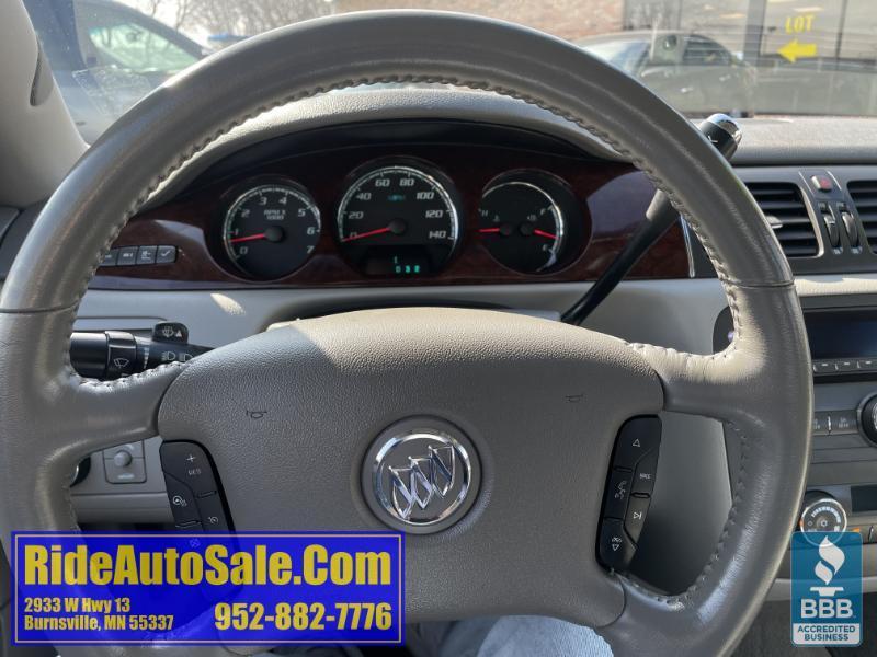 Buick Lucerne  2010