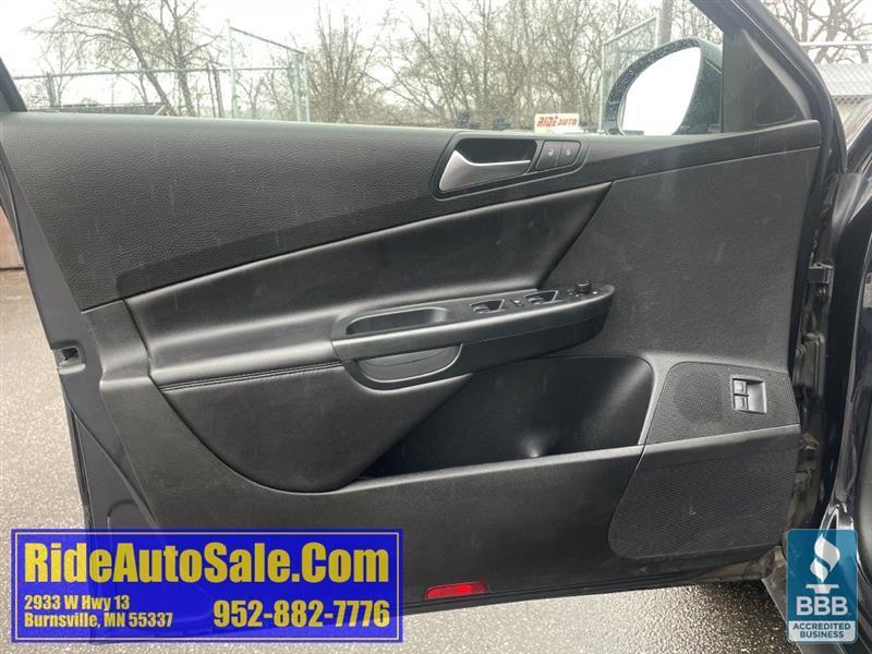 Volkswagen Passat Wagon  2010