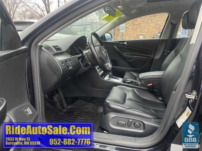 Volkswagen Passat Wagon  2010