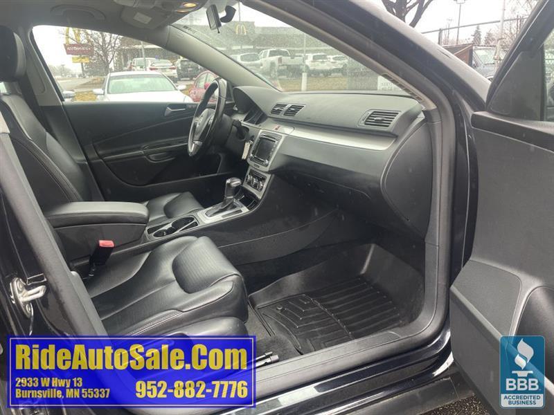 Volkswagen Passat Wagon  2010