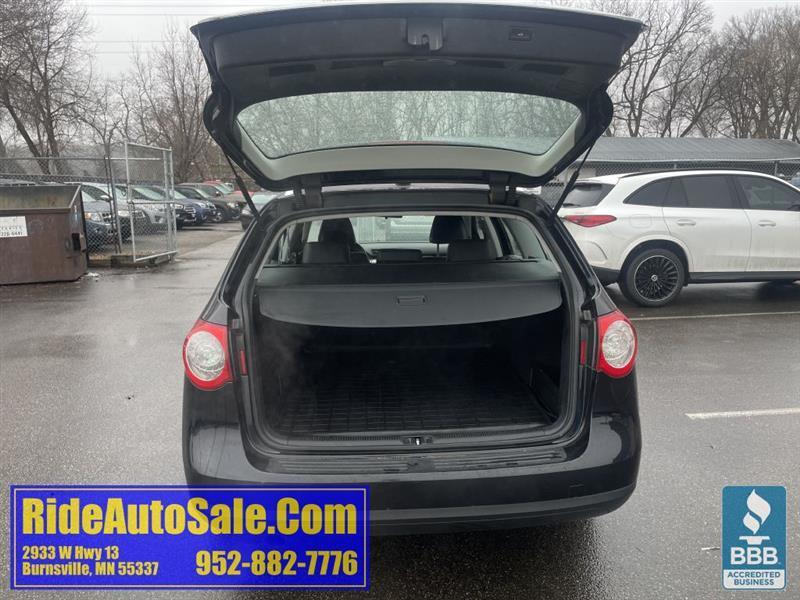 Volkswagen Passat Wagon  2010