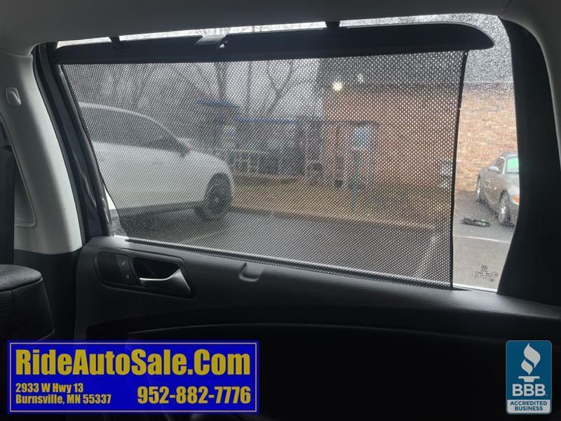 Volkswagen Passat Wagon  2010