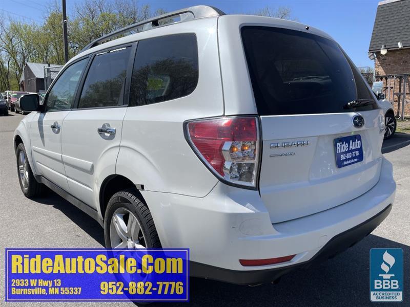 Subaru Forester  2010