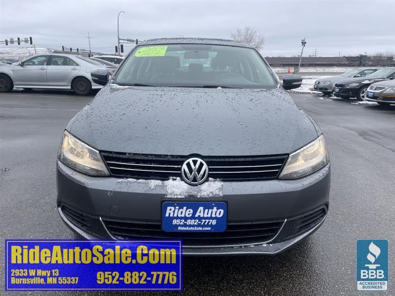 Volkswagen Jetta  2013