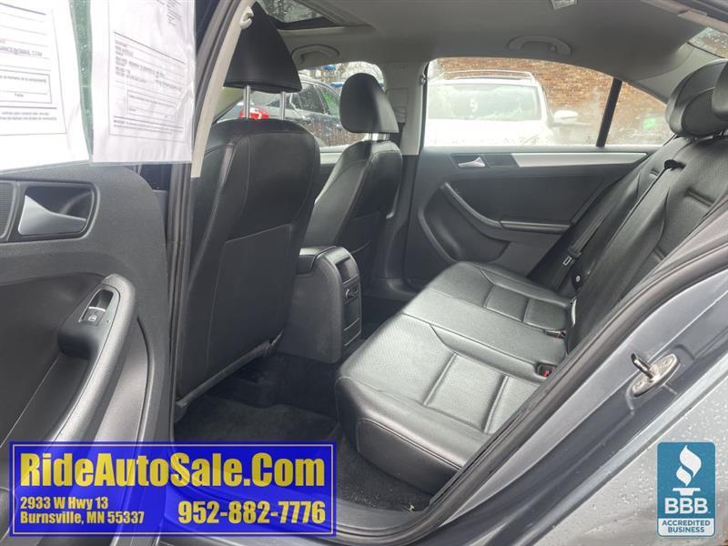 Volkswagen Jetta  2013