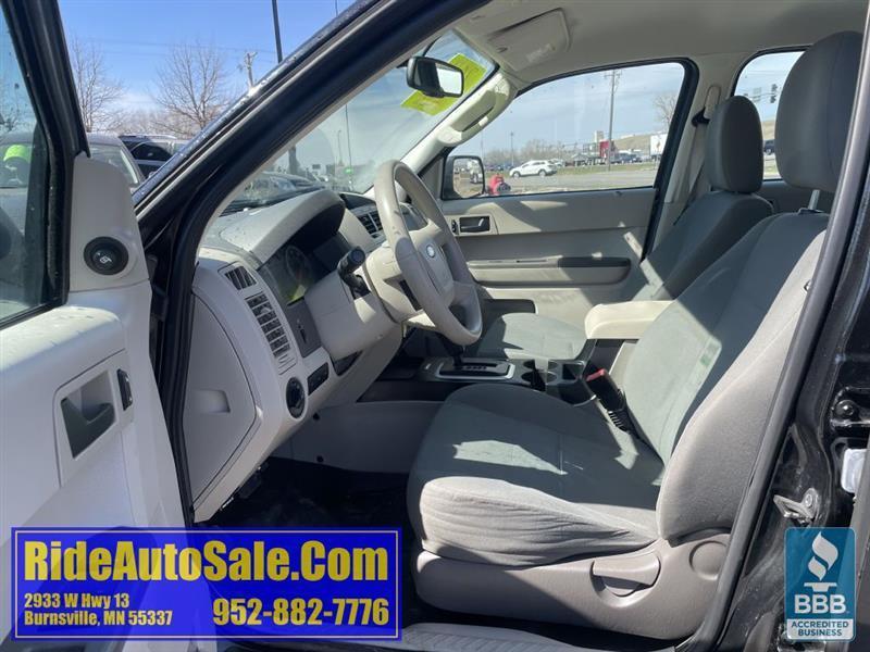Ford Escape  2011