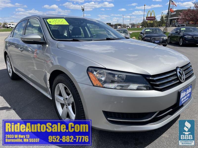 Volkswagen Passat  2012