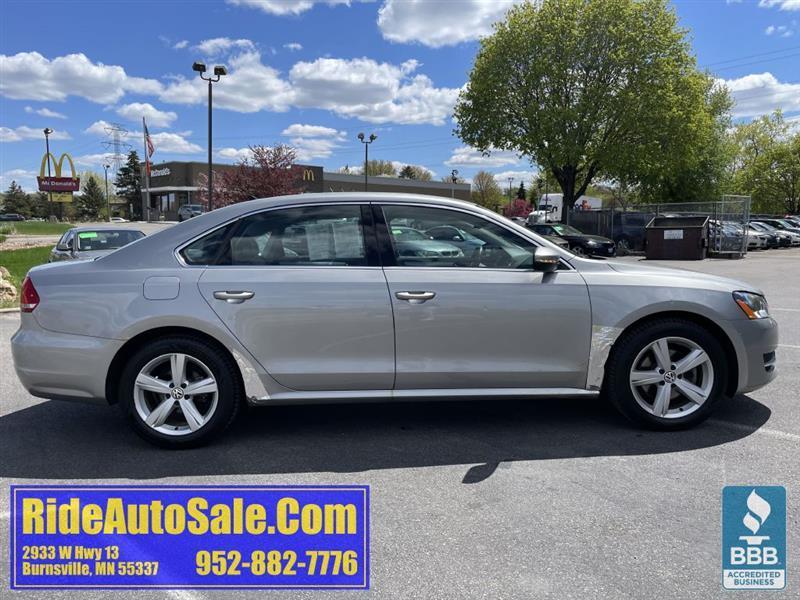 Volkswagen Passat  2012