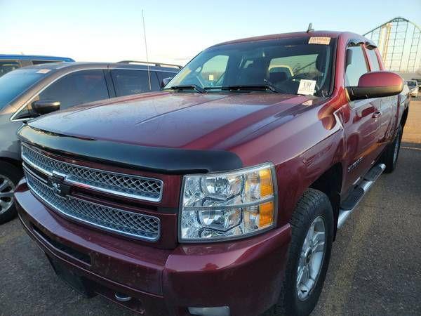 2013 Chevrolet Silverado 1500 LTZ, Extended cab 4dr, Z71 4x4, 5.3 V8, 1 owner !
