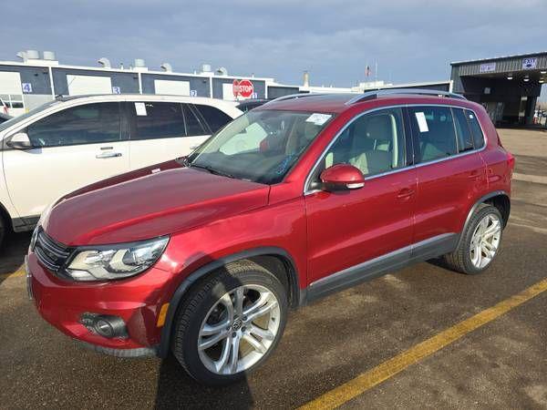 2013 Volkswagen Tiguan SEL, Cross Over SUV, AWD, 2.0 4cyl, leather !
