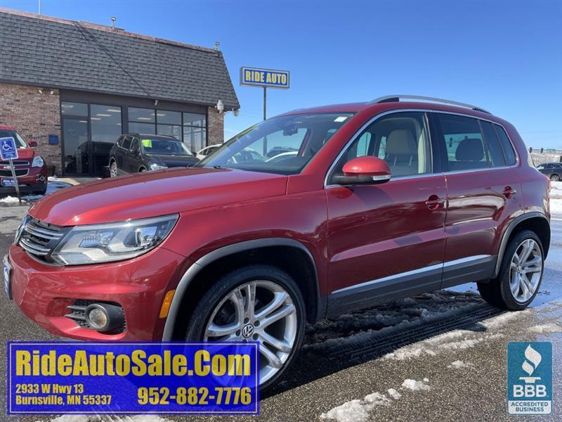 2013 Volkswagen Tiguan SEL, Cross Over SUV, AWD, 2.0 4cyl, leather !