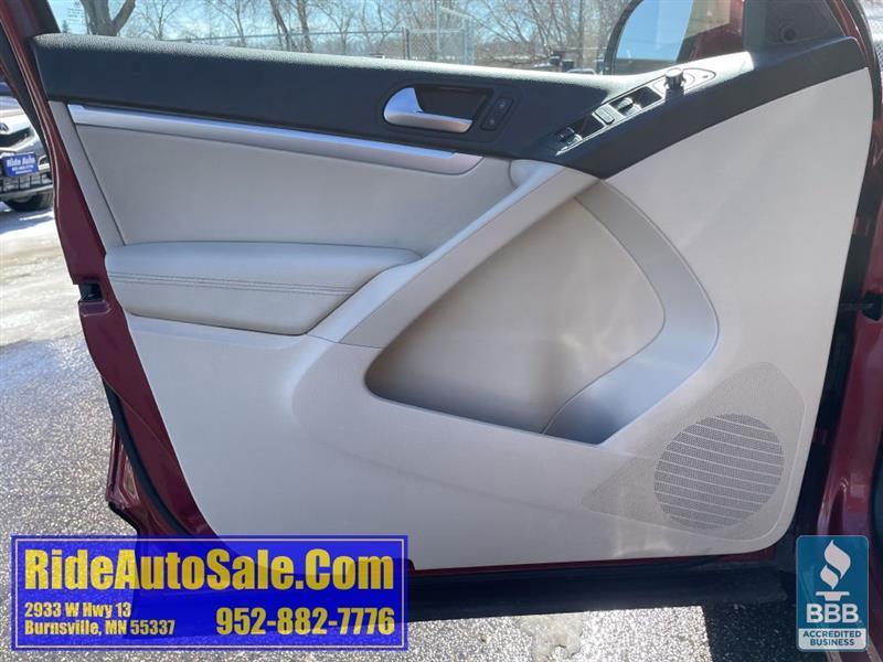 Volkswagen Tiguan  2013