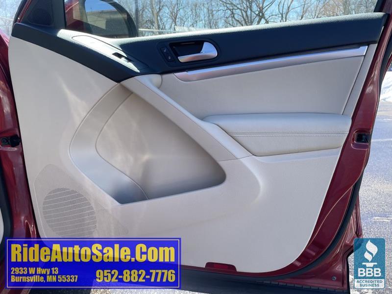 Volkswagen Tiguan  2013