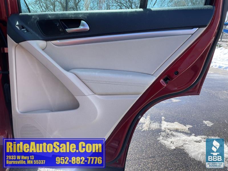 Volkswagen Tiguan  2013