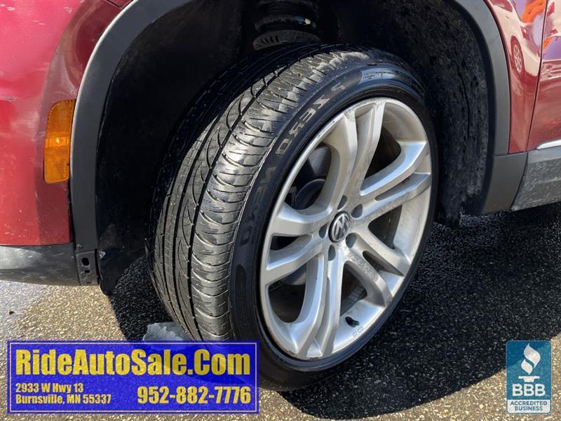 Volkswagen Tiguan  2013