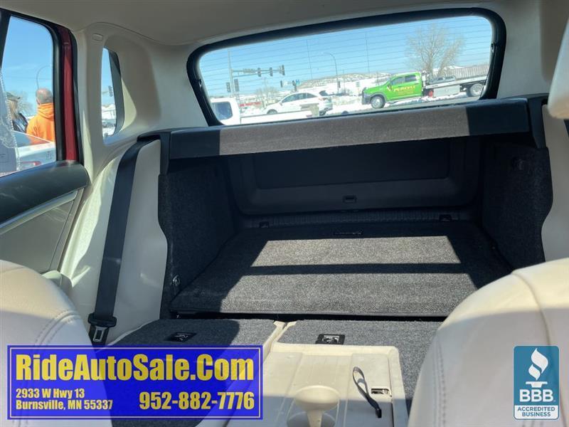 Volkswagen Tiguan  2013