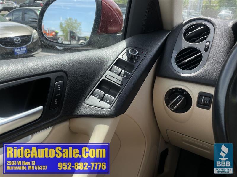 Volkswagen Tiguan  2013