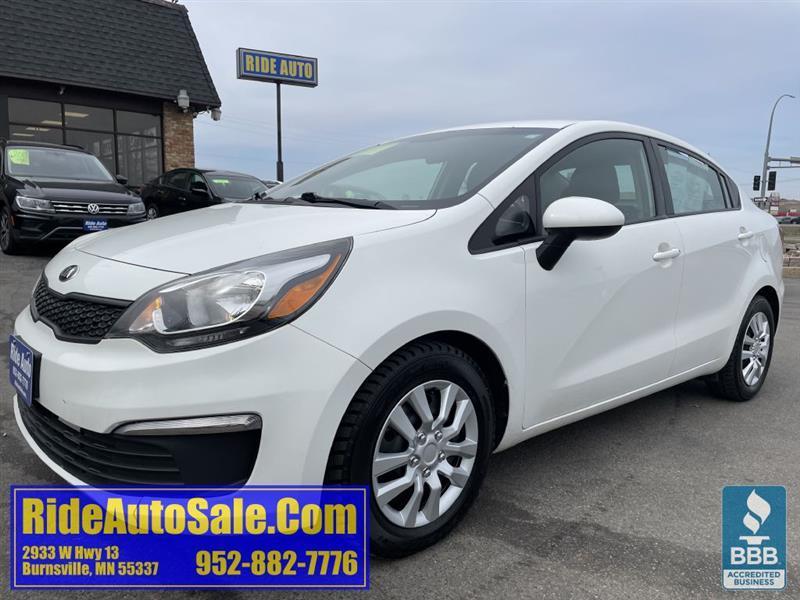 2017 Kia Rio LX, 4dr sedan, reliable 1.6 4cyl, Auto !
