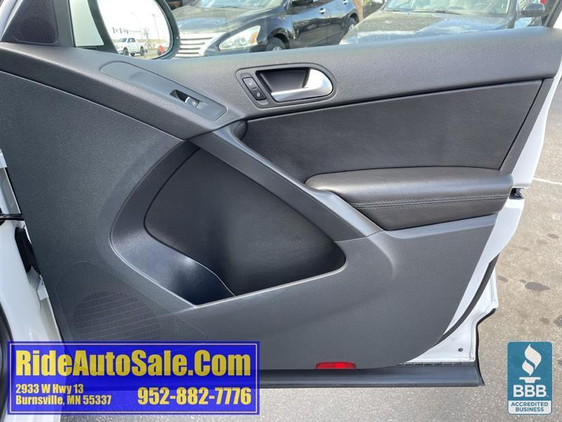 Volkswagen Tiguan  2013