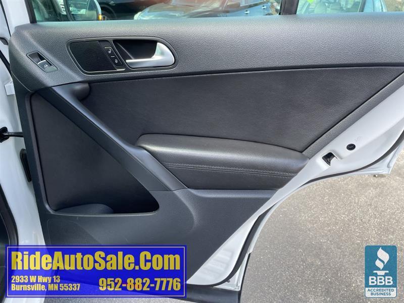 Volkswagen Tiguan  2013