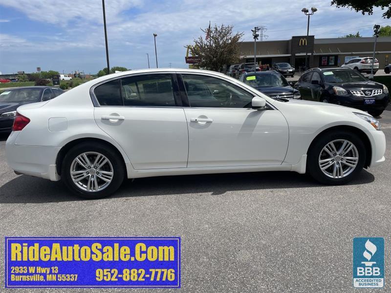 Infiniti G37X  2012