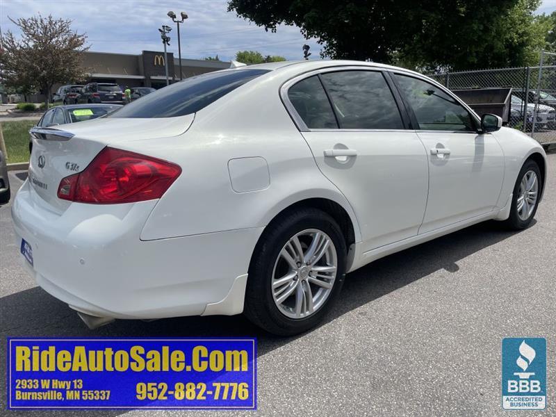 Infiniti G37X  2012
