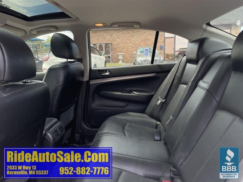 Infiniti G37X  2012