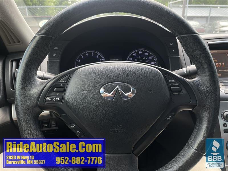 Infiniti G37X  2012