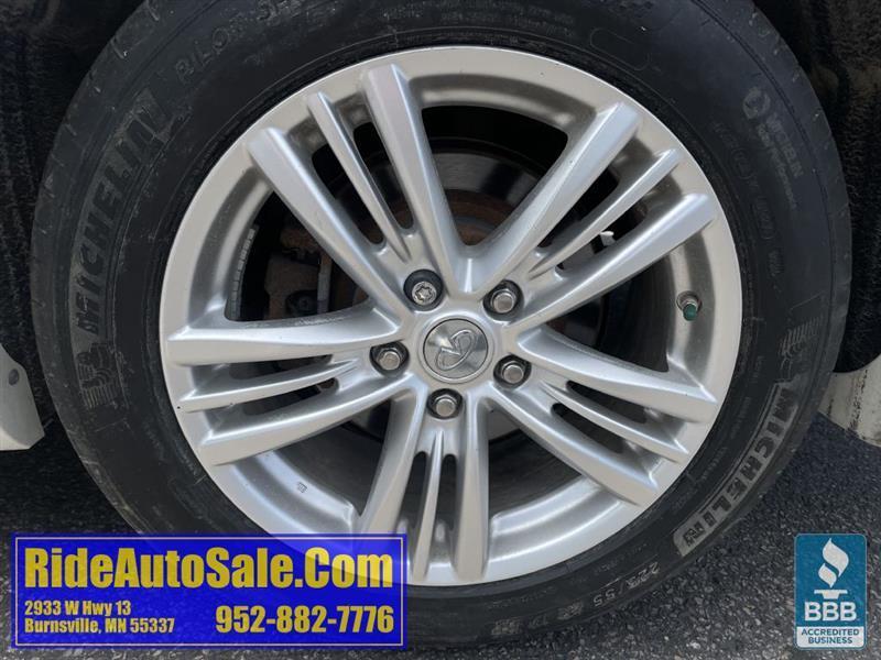 Infiniti G37X  2012