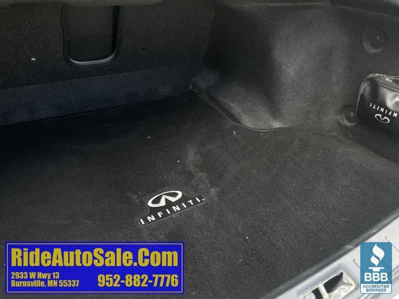 Infiniti G37X  2012