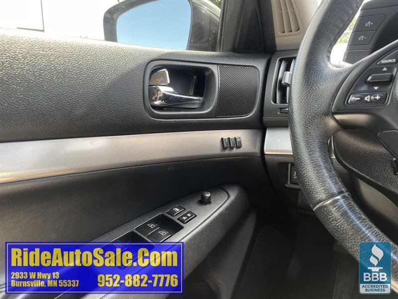 Infiniti G37X  2012