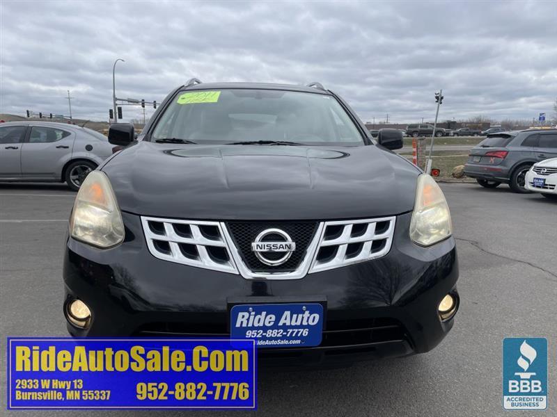 Nissan Rogue  2011