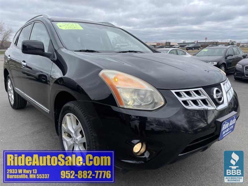 Nissan Rogue  2011