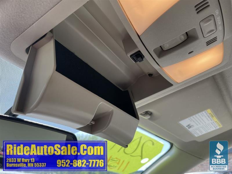 Nissan Rogue  2011
