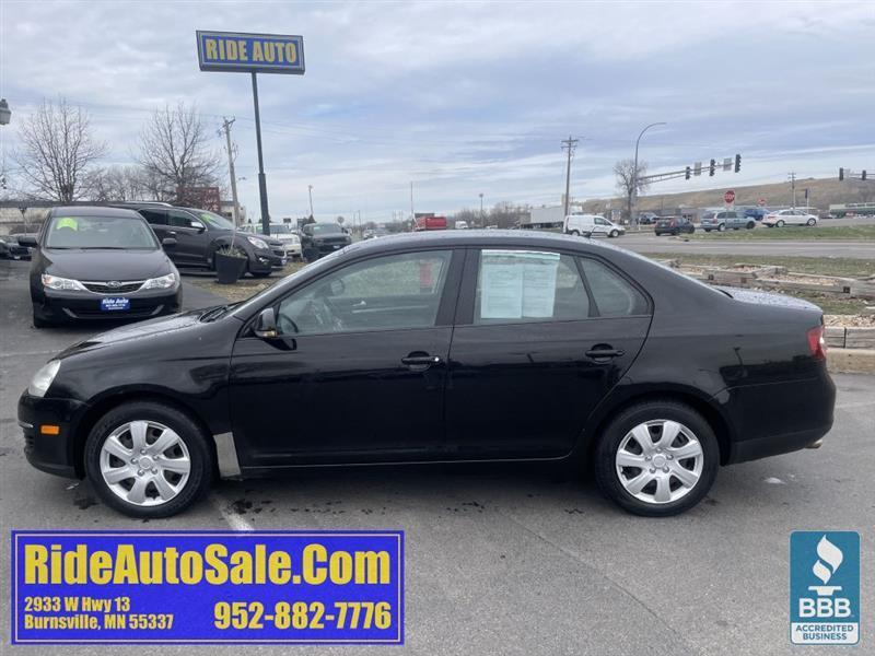 Volkswagen Jetta  2009