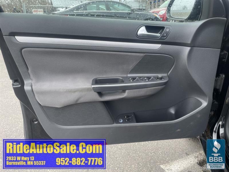 Volkswagen Jetta  2009