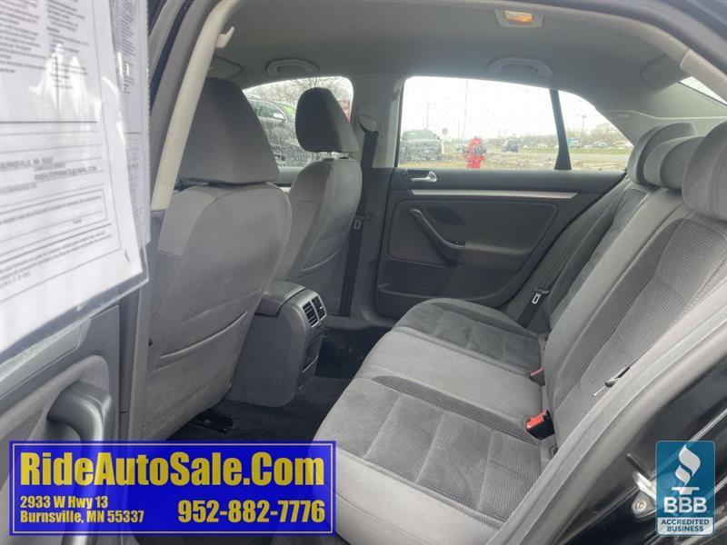 Volkswagen Jetta  2009