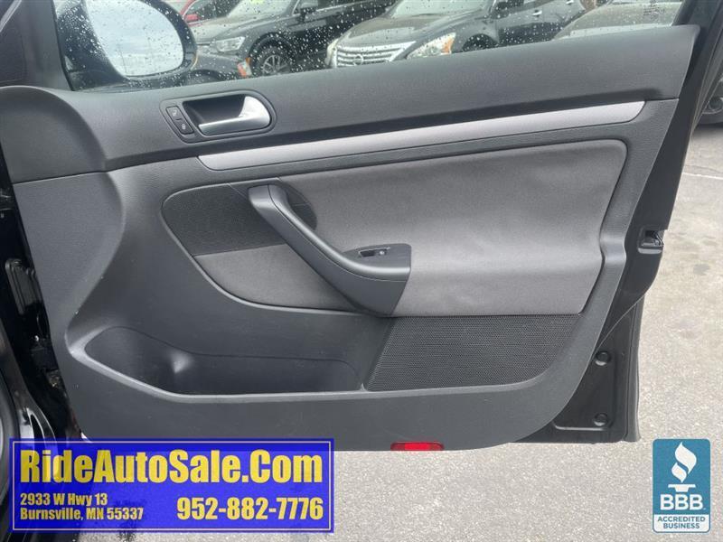 Volkswagen Jetta  2009