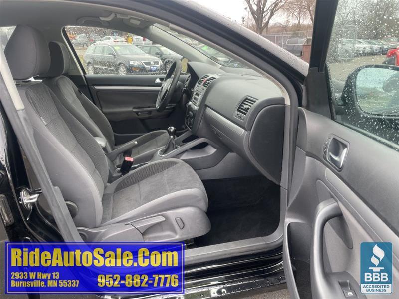 Volkswagen Jetta  2009