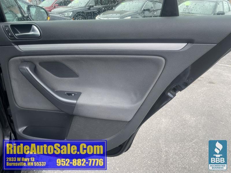 Volkswagen Jetta  2009