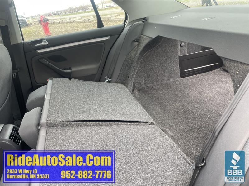 Volkswagen Jetta  2009