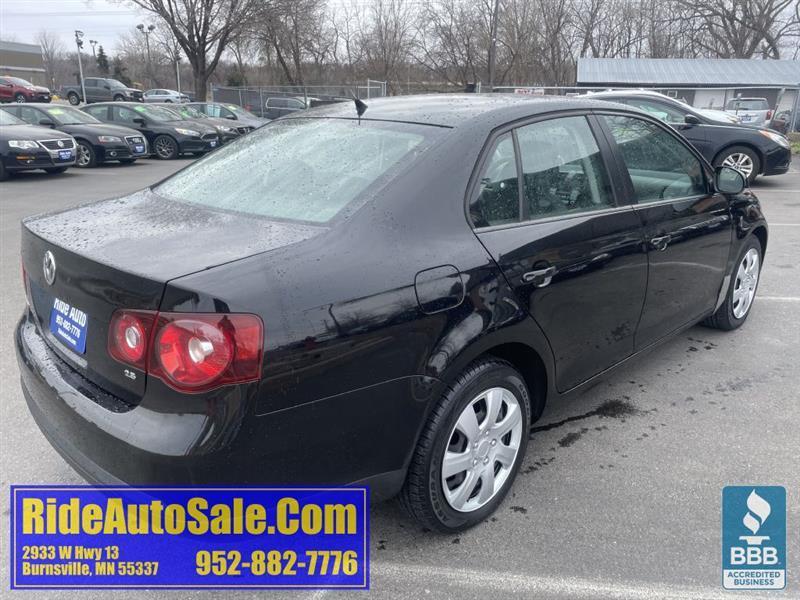 Volkswagen Jetta  2009