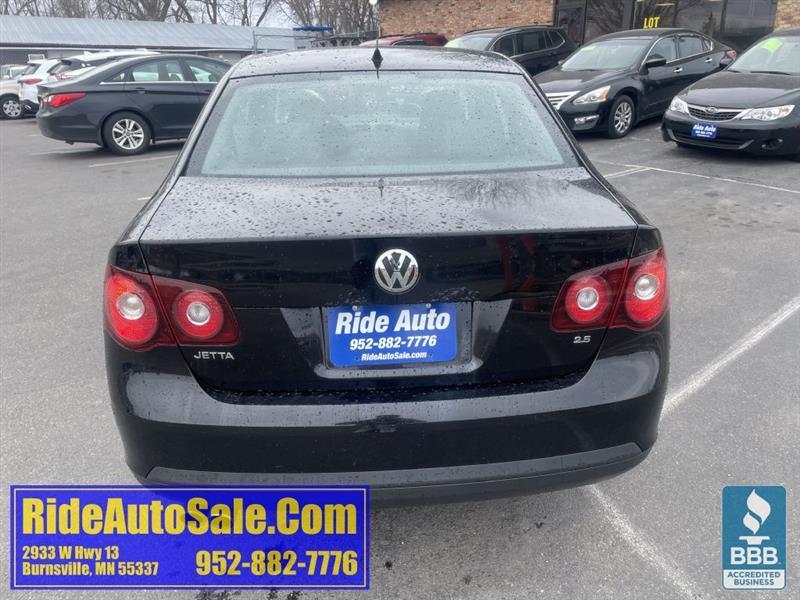 Volkswagen Jetta  2009
