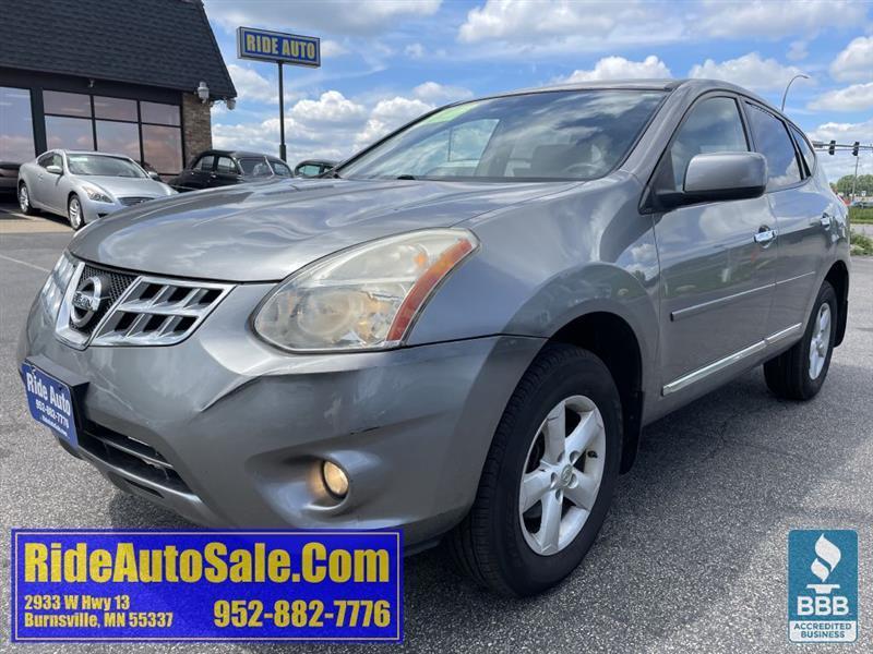 2013 Nissan Rogue S, Cross Over SUV, 2.5 4cyl, AWD, 1 owner !