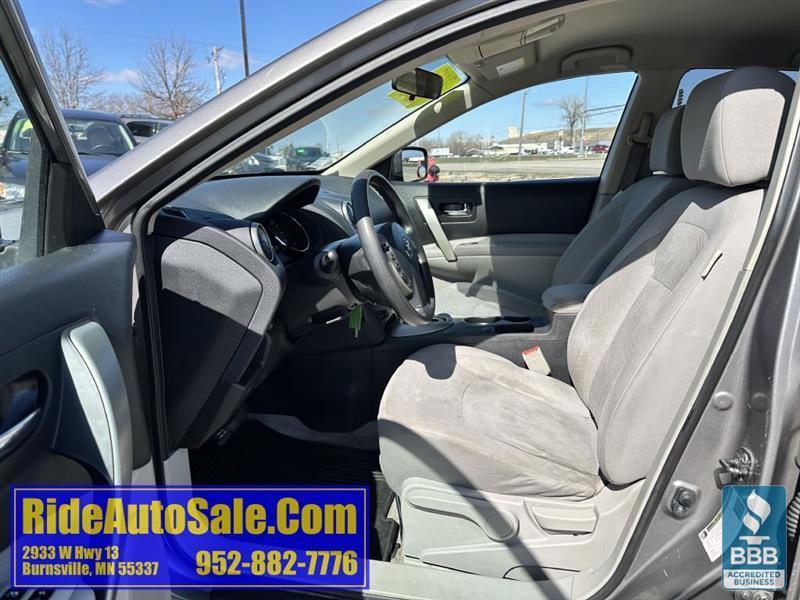 Nissan Rogue  2013