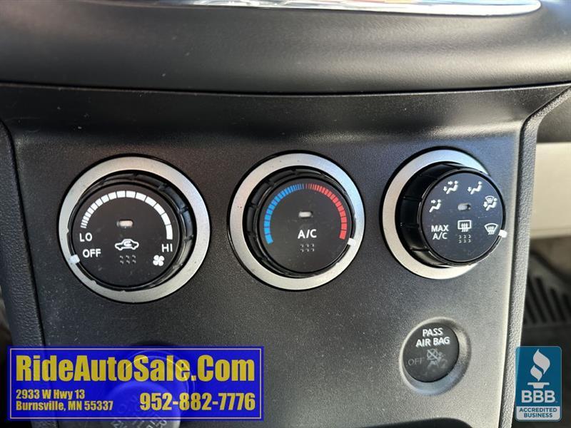 Nissan Rogue  2013