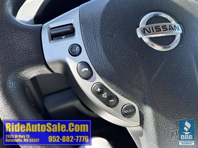 Nissan Rogue  2013