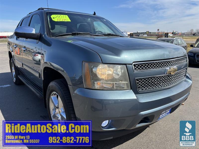 Chevrolet Avalanche  2011