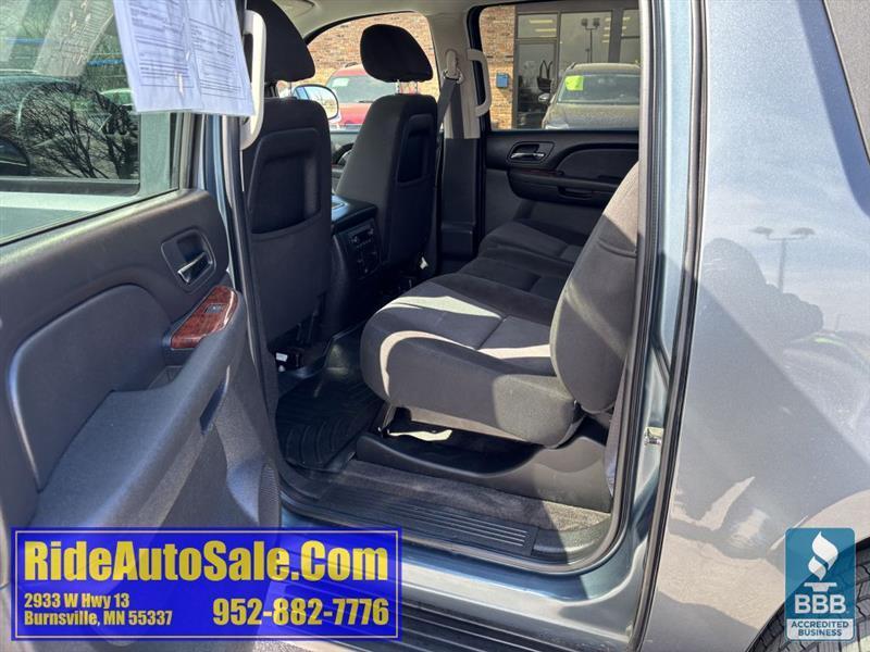 Chevrolet Avalanche  2011