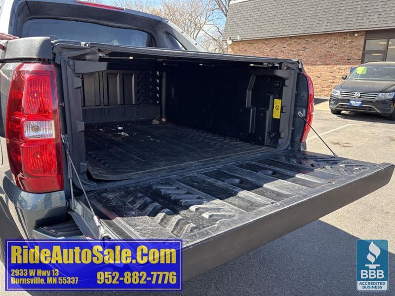 Chevrolet Avalanche  2011